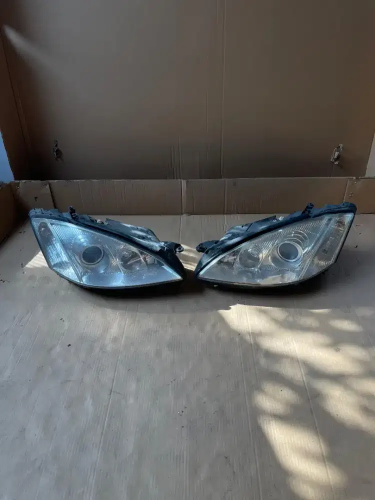 Lampu depan S-class W221 2007