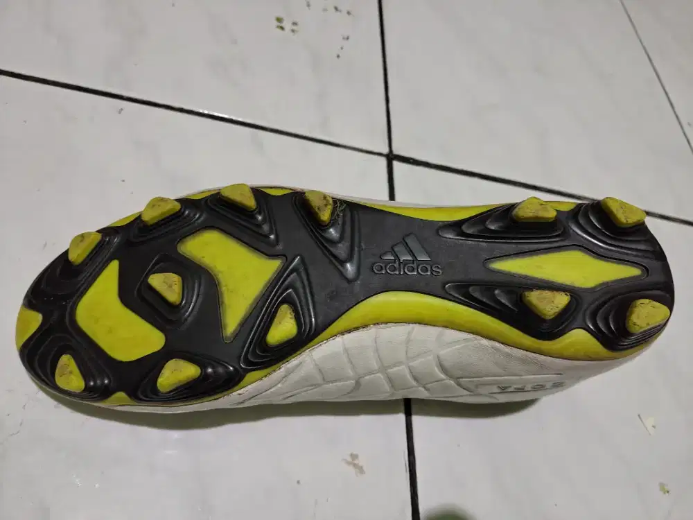 Sepatu bola Adidas pure copa murah BU