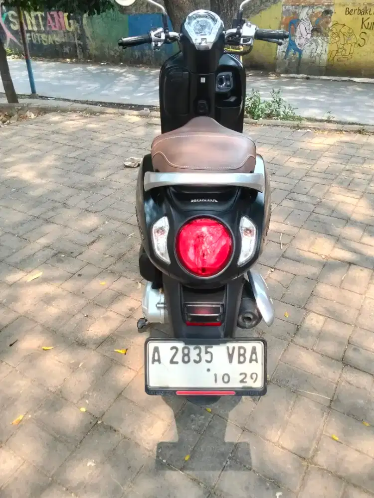 Jual motor Honda scoopy ahun 2024