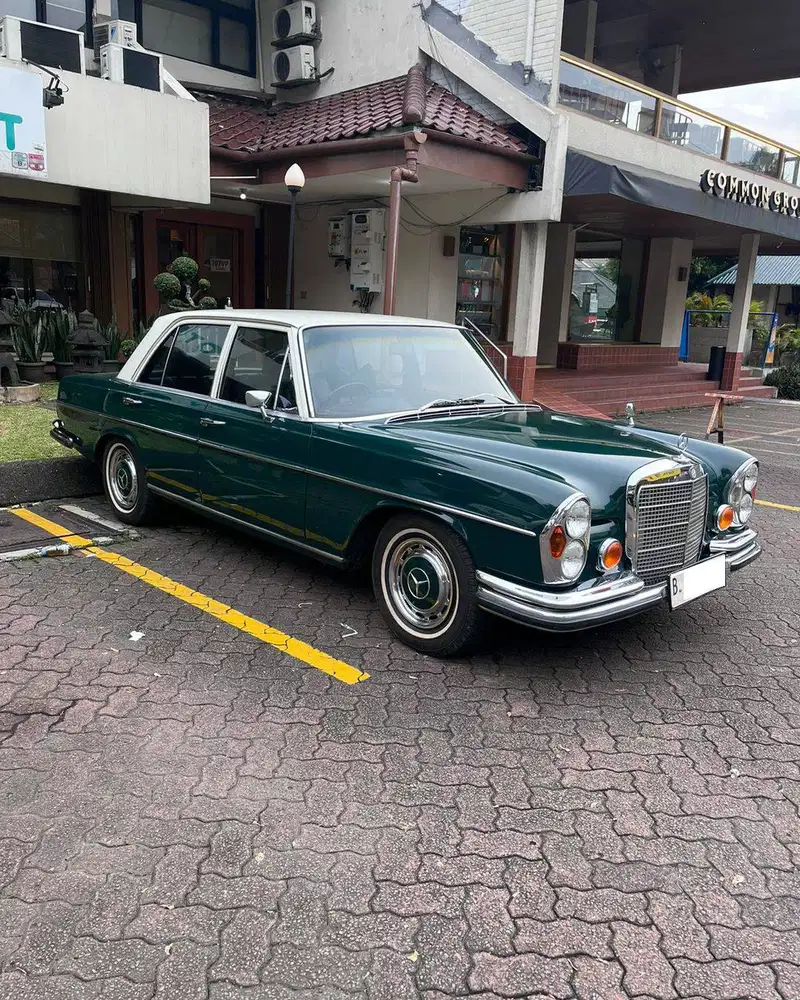 Mercedes-Benz 280 S