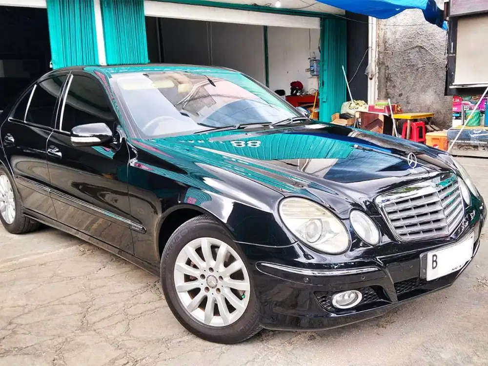 {Pjk AGT 2027 Km 84rb} 2009 Mercedes E230 Body Mulus Interior Originil