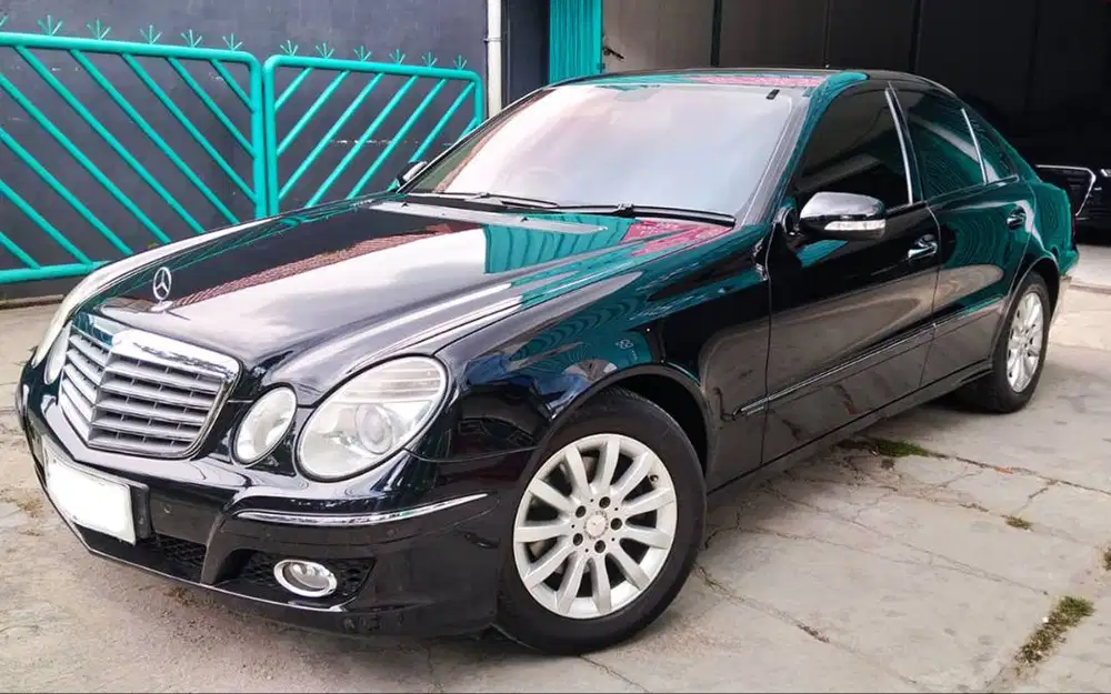 {Pjk AGT 2027 Km 84rb} 2009 Mercedes E230 Body Mulus Interior Originil