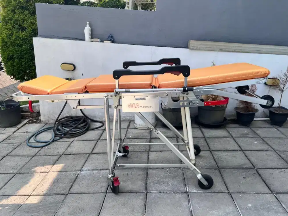 Interior medis bekas rasa baru