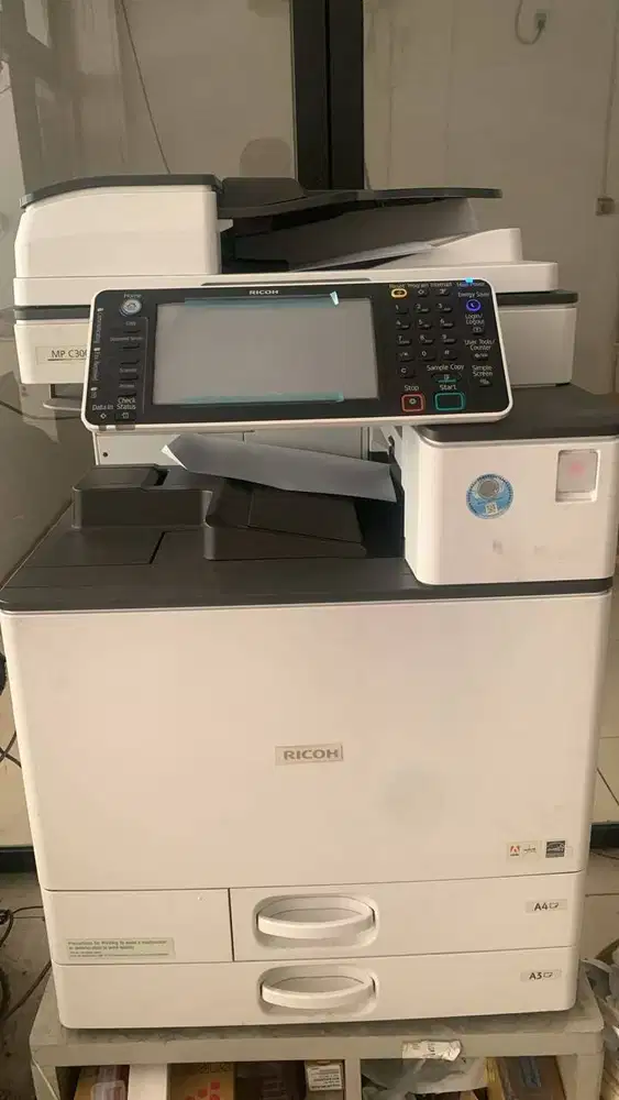 MESIN FOTOCPOY BERWARNA RICOH MPC 3003