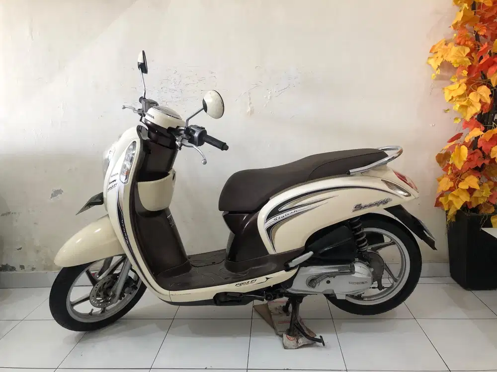 Honda Scoopy Fi Th.2014 Stylish!!