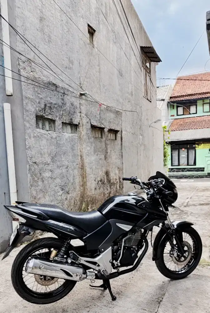 Tiger Revo Pece