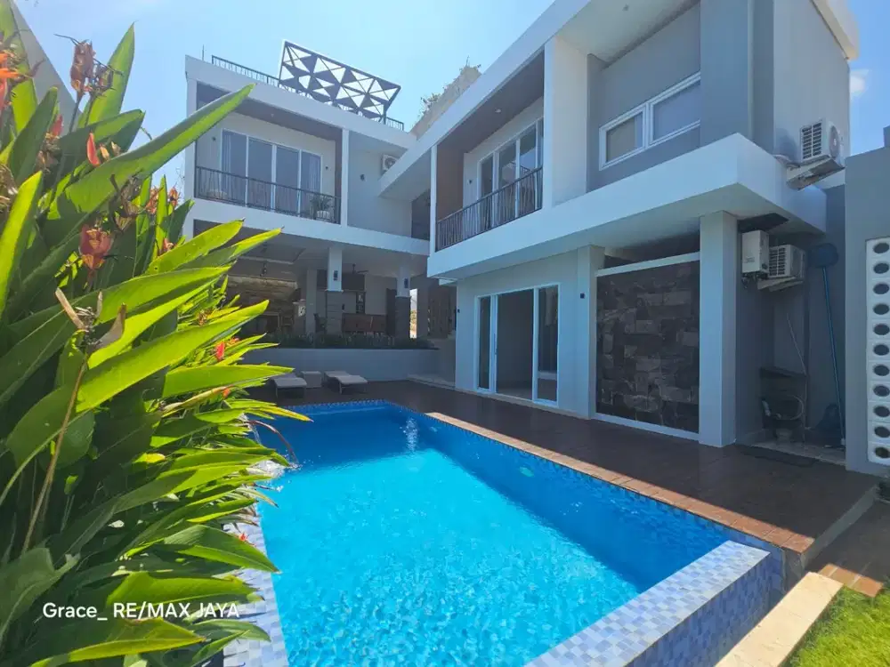 Newly Built Luxury Ocean View Villa With Rooftop For Sale In Ungasan