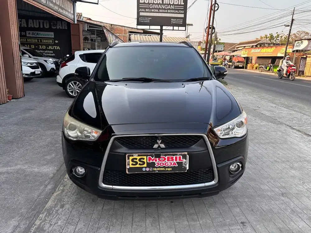 MITSUBISHI OUTLANDER SPORT 2013 Matic Hitam