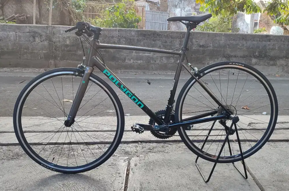 Sepeda Polygon Stratos F3 size bekas seperti baru