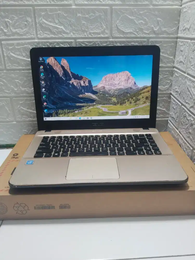 Laptop Asus X441M Ram 4 GB Hardisk 500 GB Siap Pakai