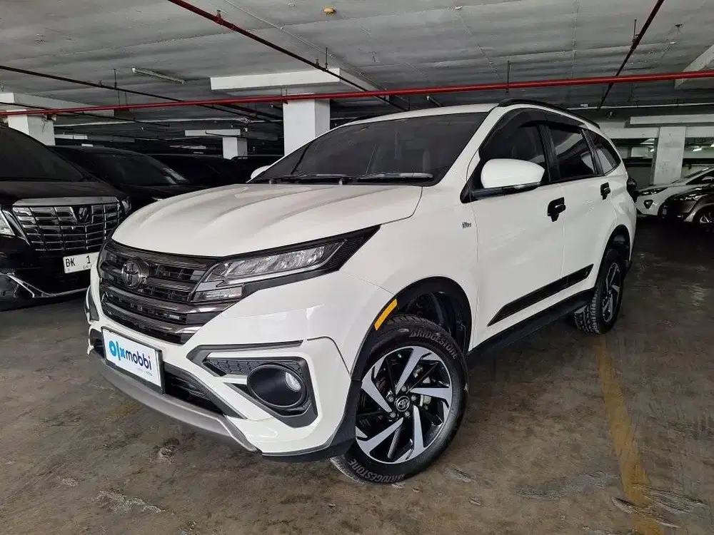 Toyota Rush 1.5 GR Sport Bensin-MT (AEK)