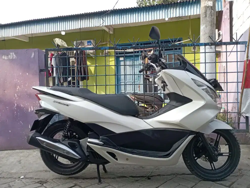 Honda pcx 153 cc cbu vietnam siap pakai