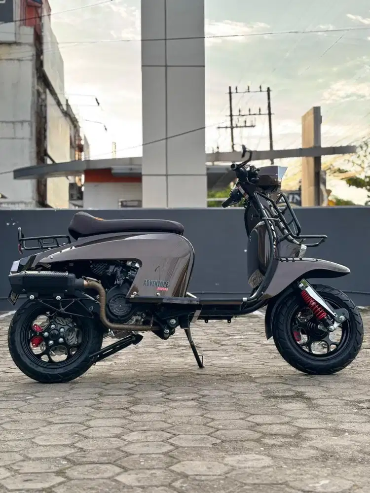 Scomadi Adventure Series