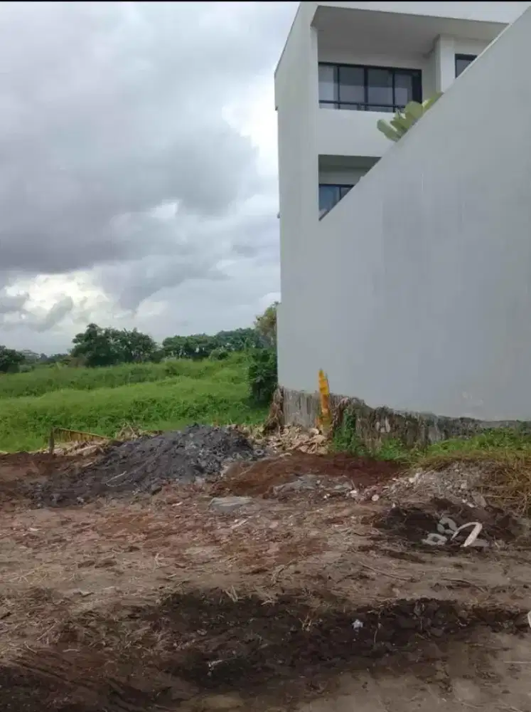Jual tanah 213 m2 di Jl Pantai Cemagi Bali 200 meter ke pantai