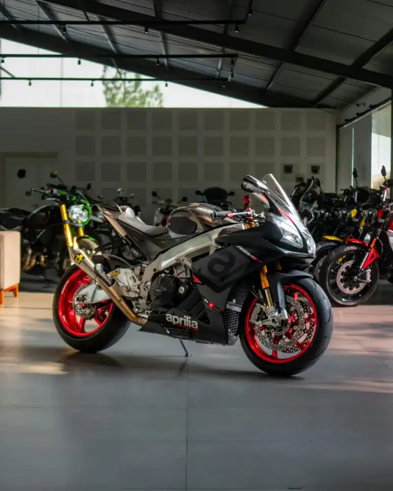 Aprilia RSV4 RR Race Pack Black Ascari ABS 2015 Mods Up To 100Jtan