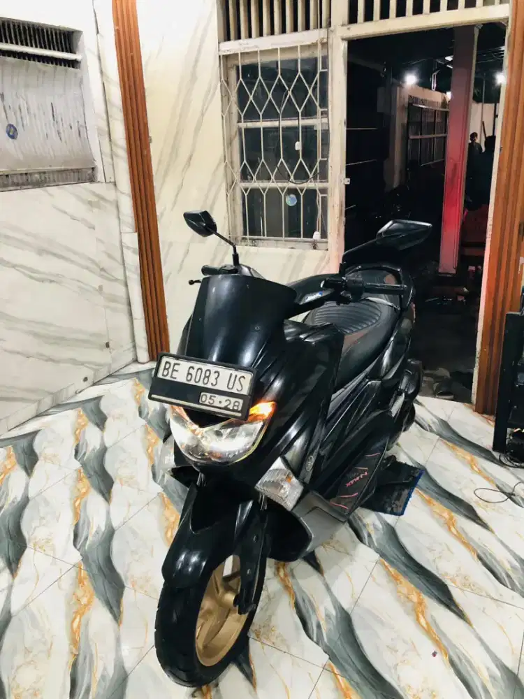 YAMAHA NMAX ISTIMEWA 2019 Pajak Hidup