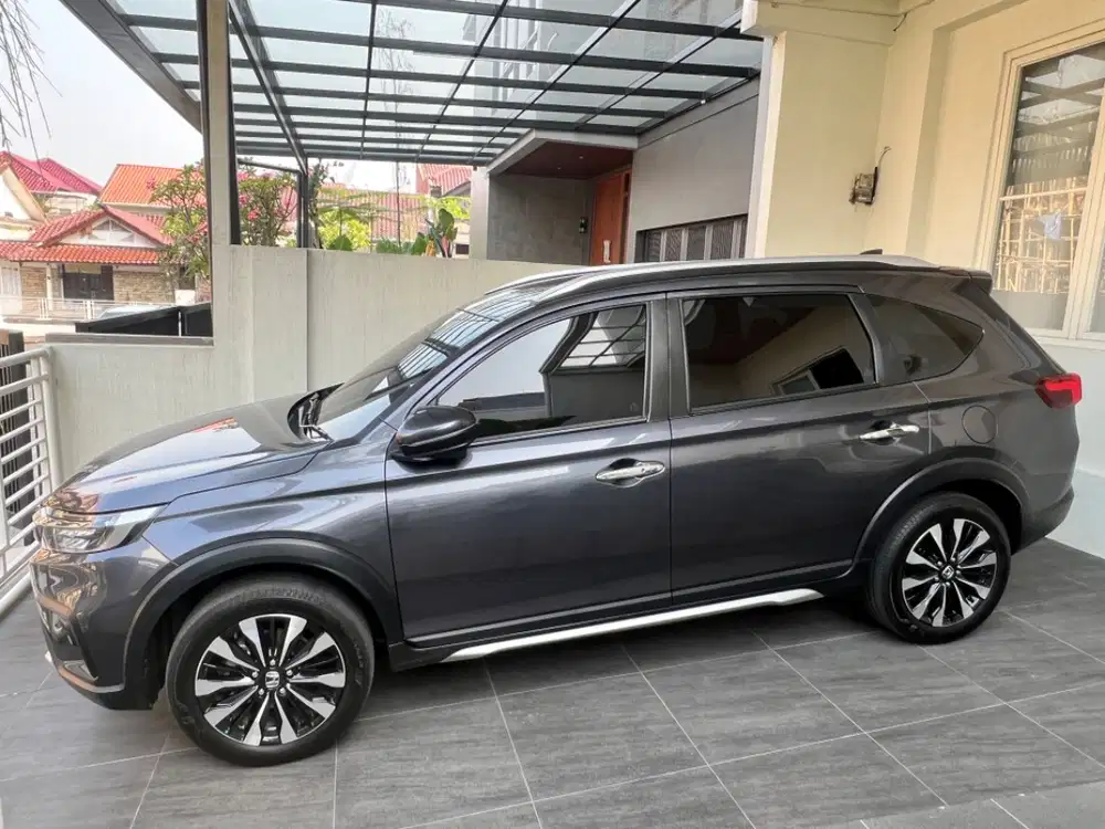 Honda BRV 1.5 Prestige Sensing Bensin, KM Rendah, tangan pertama.