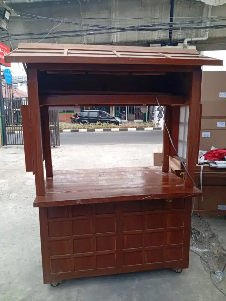 Gerobak Usaha Modern + Meja Kayu Panjang. Gerobak + Meja Usaha Outdoor