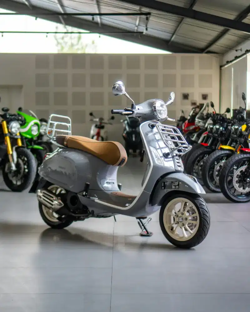 Vespa Primavera 150 I -Get Picnic Limited Edition Grey Materia 2021