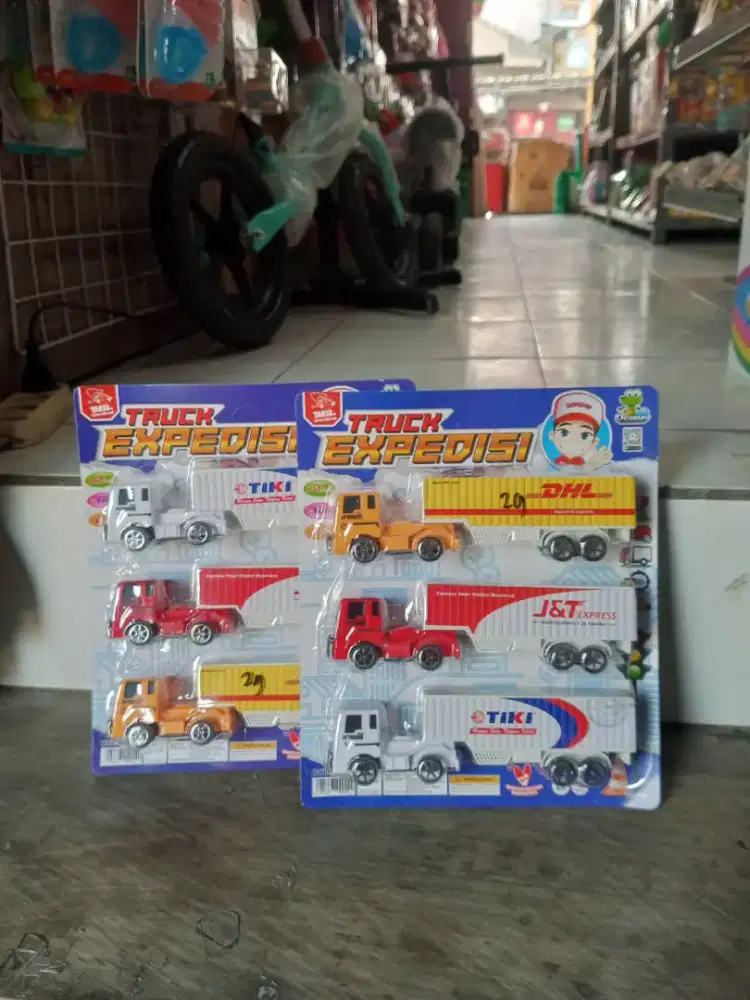 Mainan Anak Truk Ekspedisi isi 3