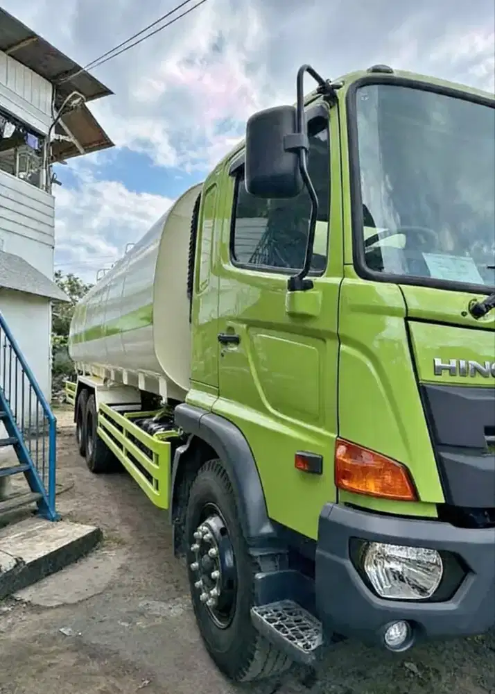 Hino FM280JD Tangki 2021