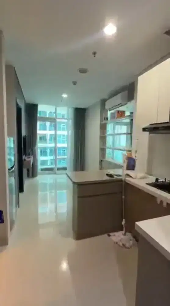 DIJUAL APT BROOKLYN ALSUT VIEW POOL  FURNISH CAKEP
