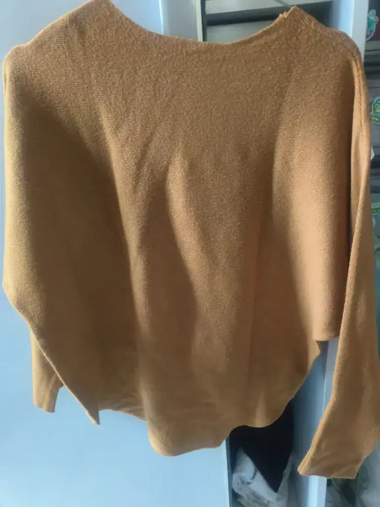 Semi Sweater Coklat