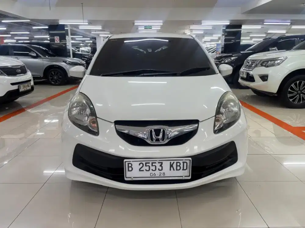 Honda brio 2013 cbu 1.3 matik putih istimewa