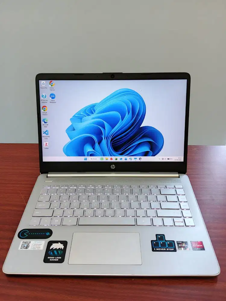 jual santai laptop hp 14s fq1009au Ryzen 3-5300U Ram 16GB SSD 512 GB.
