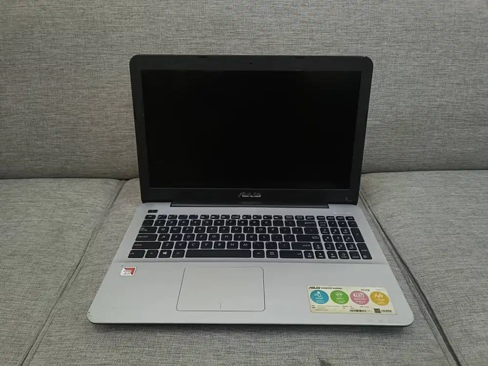Asus X555B Processor AMD A9 RAM DDR4 4GB SSD SATA 128GB