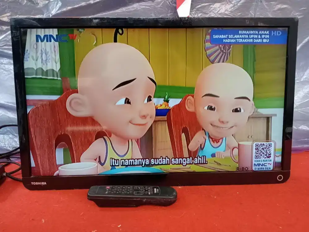 TV LED Toshiba 23 inch