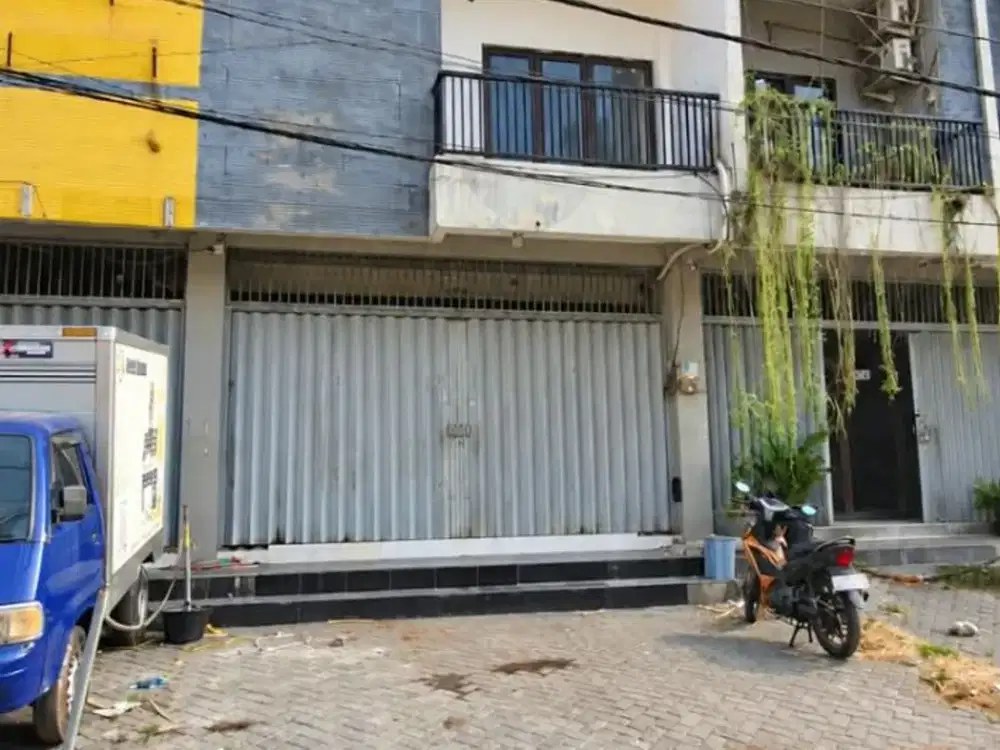 Disewakan Ruko di Jalan Dukuh Kupang Surabaya Barat