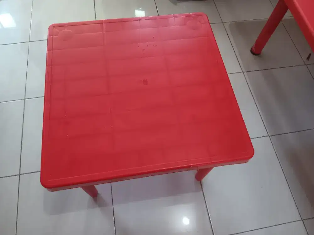 Meja Belajar Anak