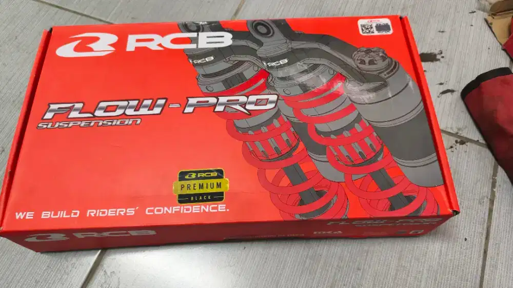 RCB Flow Pro Black Edition