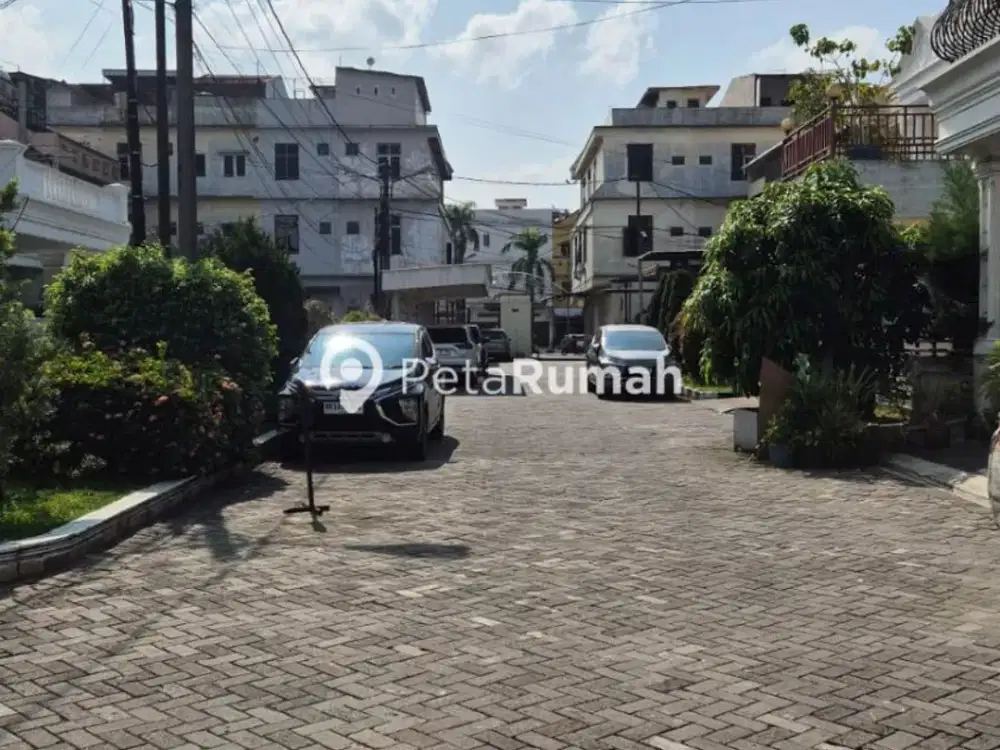 DIJUAL KOMPLEK MILLENIUM SQUARE - DAERAH KAPTEN MUSLIM (RICKY YOE)