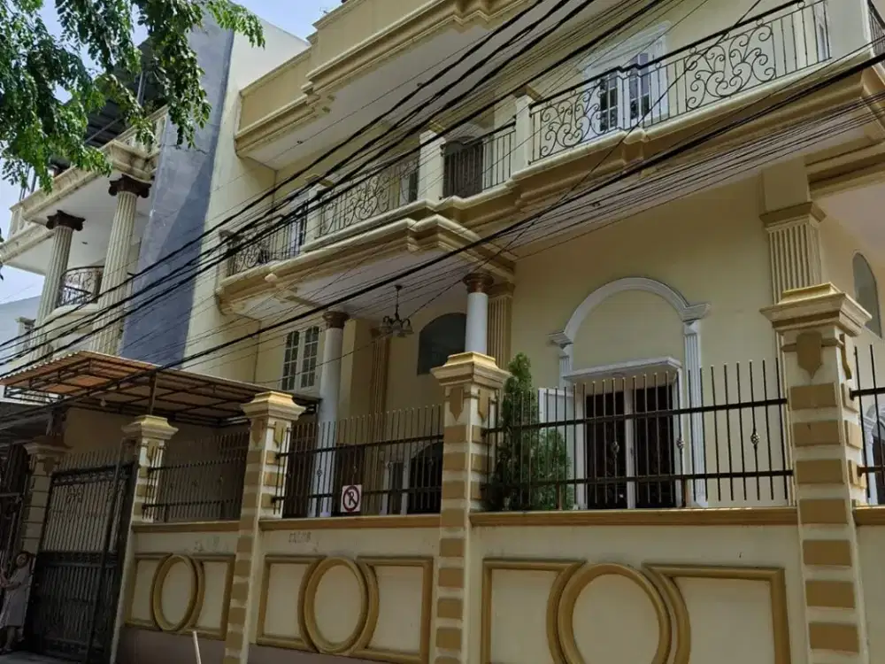 RUMAH BAGUS 2LT DI SUNTER KIRANA SUNTER JAKARTA UTARA