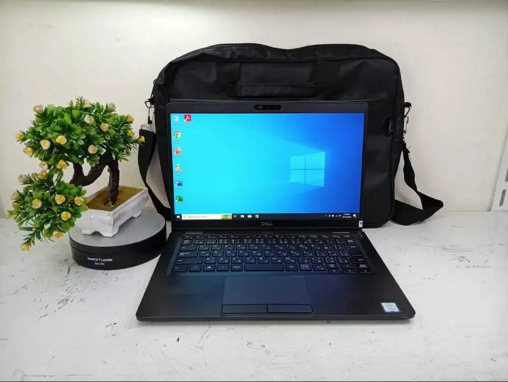 JUAL Netbook Dell Latitude 5300 i5-8265U/8gb/ssd 256gb/13,3inci FHD