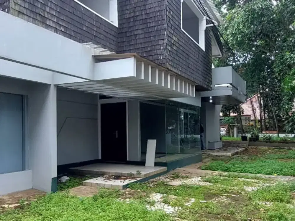 Jual Sewa Rumah 2 Lantai Hook Asri Lahan Luas Mainroad Gegerkalong