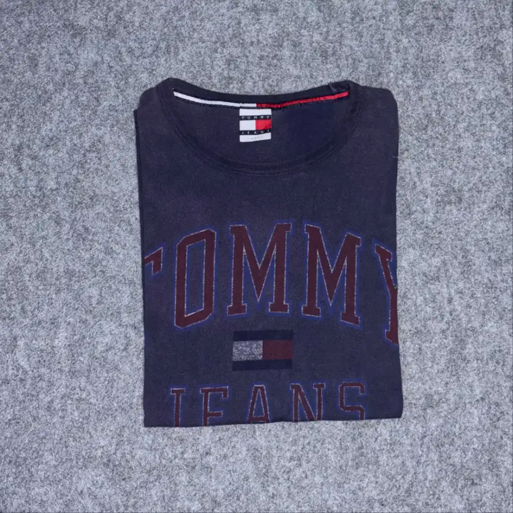 Kaos Tommy Jeans Big Logo Print