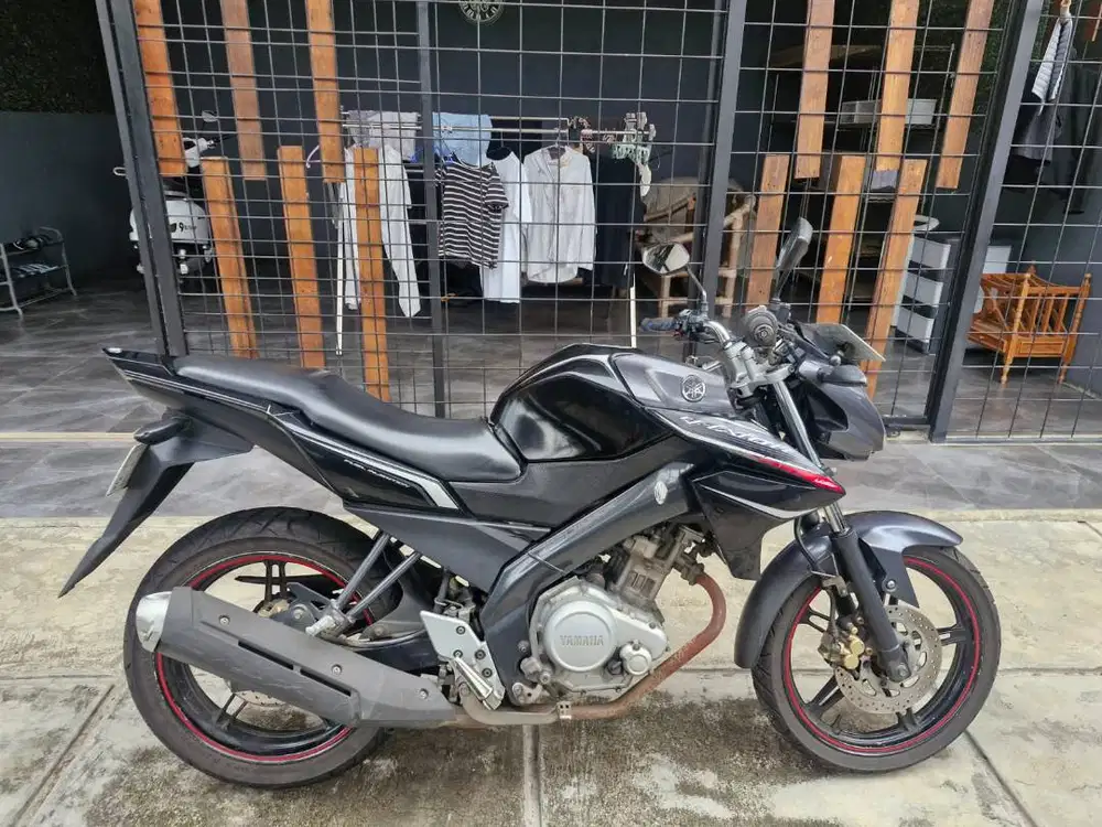 Yamaha New Vixion Lightning 2014 Hitam - Surat Lengkap