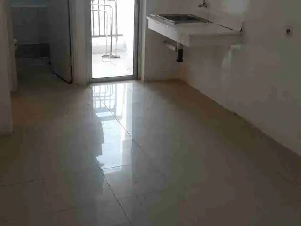 Dijual Apartemen 2BR Unfurnish Tower A & C SHM di Bassura City