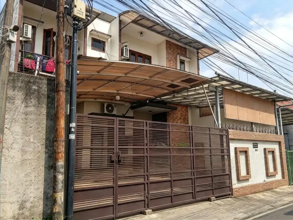 RUMAH LUAS, HARGA MENARIK! DIJUAL DI KOMPLEK ABADI DUREN SAWIT, JAKARTA TIMUR