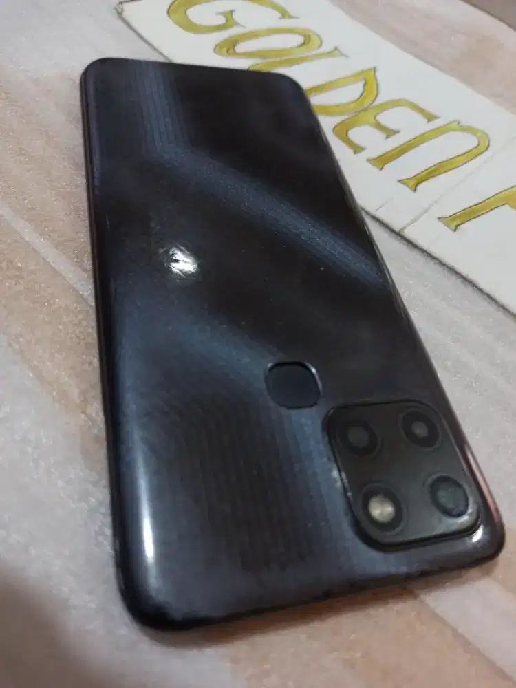 Infinix Smart 6 ORI Perfect 32Gb/Ram2Gb Golden ponsel