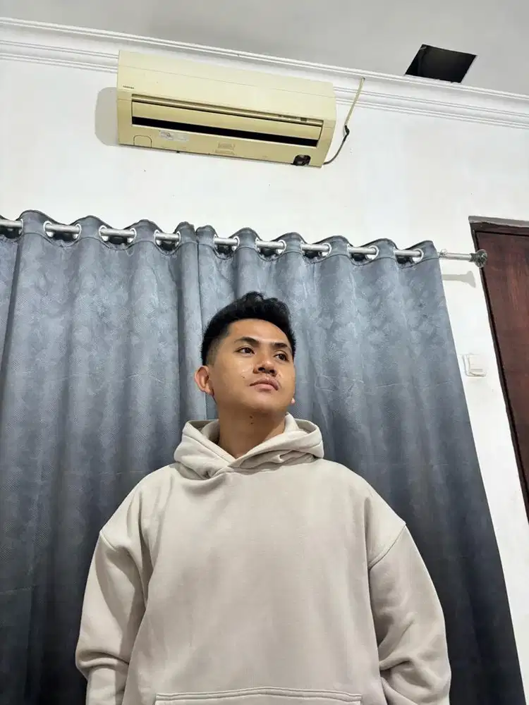 Saya Cari Kerja / Saya bisa Pijat