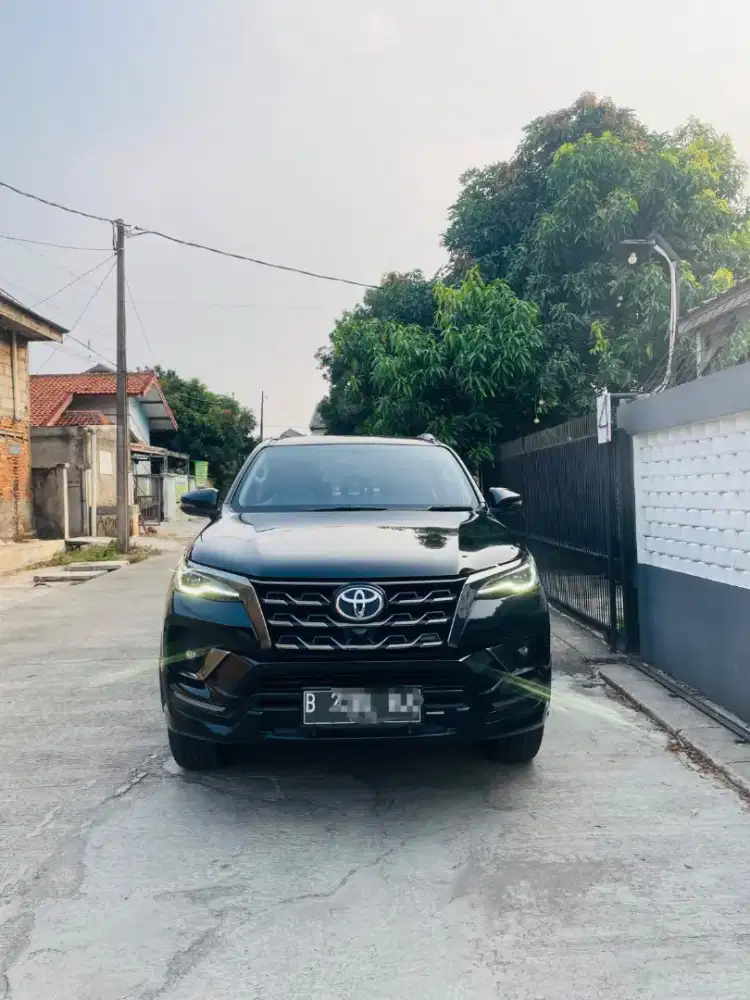 Fortuner VRZ 2.4 Diesel