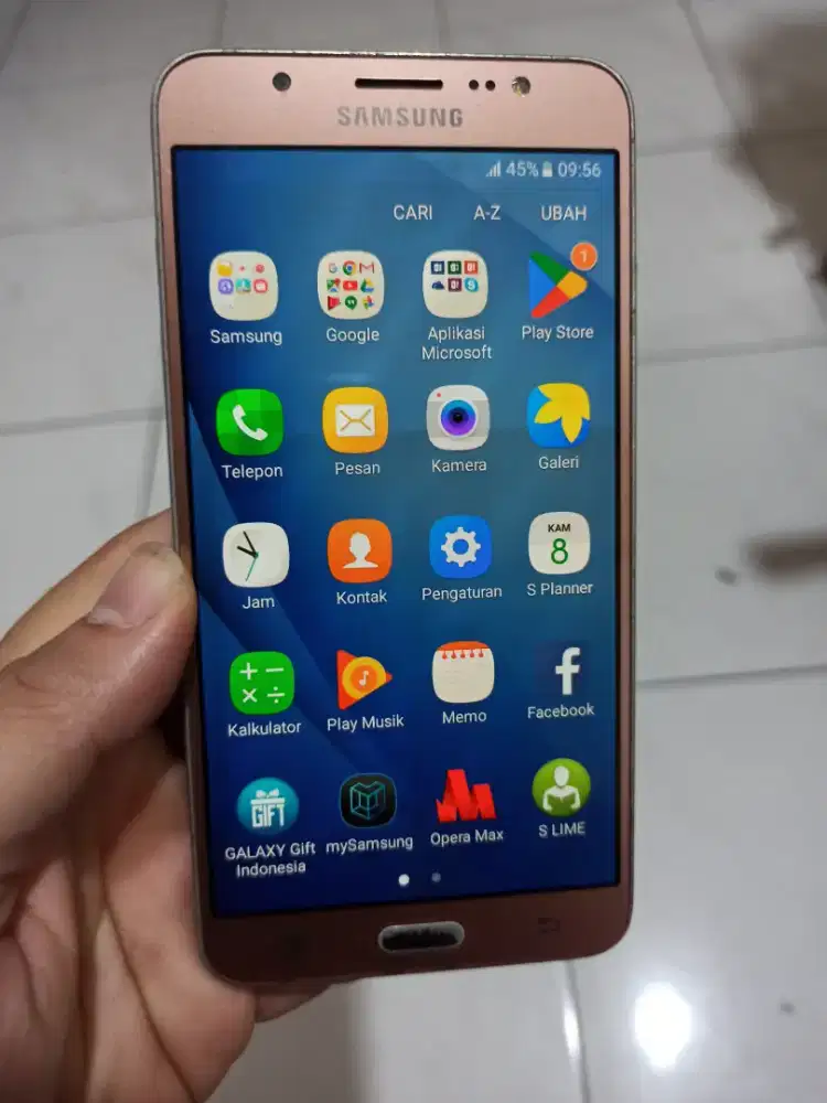 Galaxy J7-6 16Gb/Ram2Gb/4G Golden ponsel