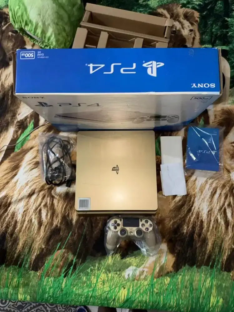 PS4 ORI SLIM 500GB (GOLD EDITION)