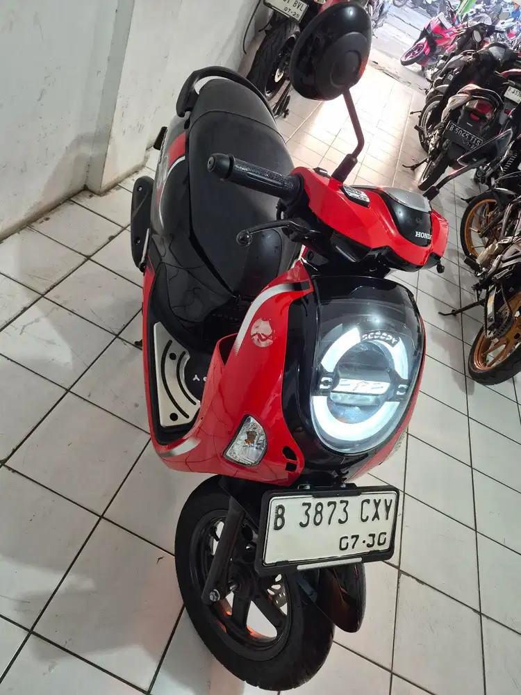 SCOOPY 2025 OKe  cash/ kredit DP 1500