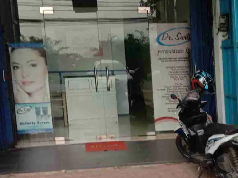 Disewakan Ruko Di Jombang Raya, Sektor 9, Pondok Pucung, Pondok Aren, Tangerang Selatan