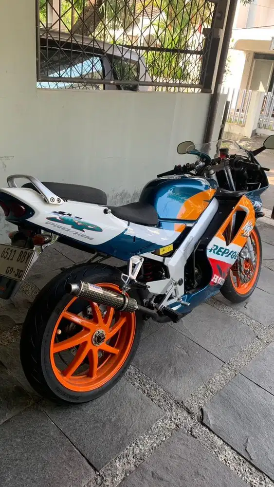FOR SALE] Honda NSR 150 SP - Repsol Edition (Collector Item)